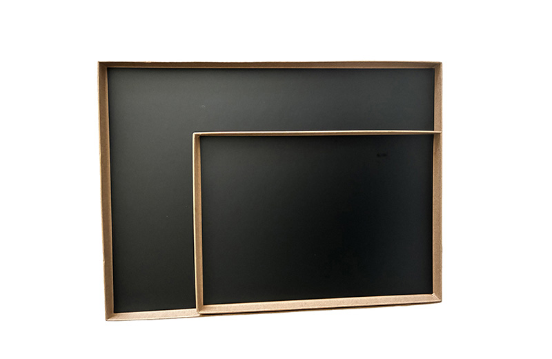 Vue de dessus des plateaux à fromage Klara